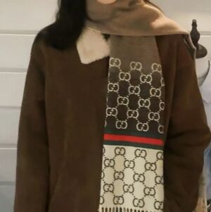 <AUTHENTIC>Gucci Scarf